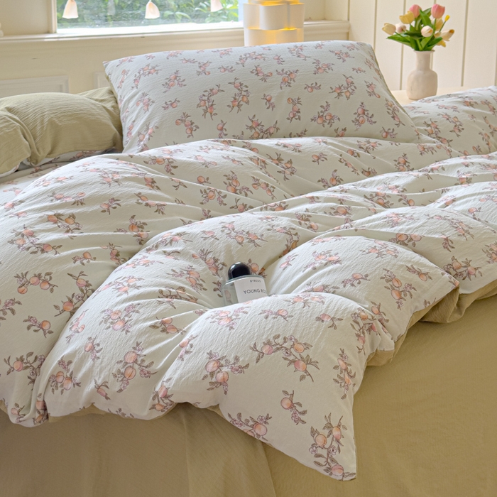 91家纺网 家纺一手货源 找家纺 蓝淋家纺 2025新款亲肤舒适皱皱棉印花四件套 秋实-绿