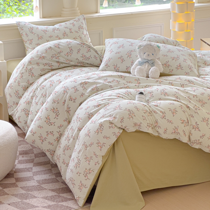 91家纺网 家纺一手货源 找家纺 蓝淋家纺 2025新款亲肤舒适皱皱棉印花四件套 秋实-绿