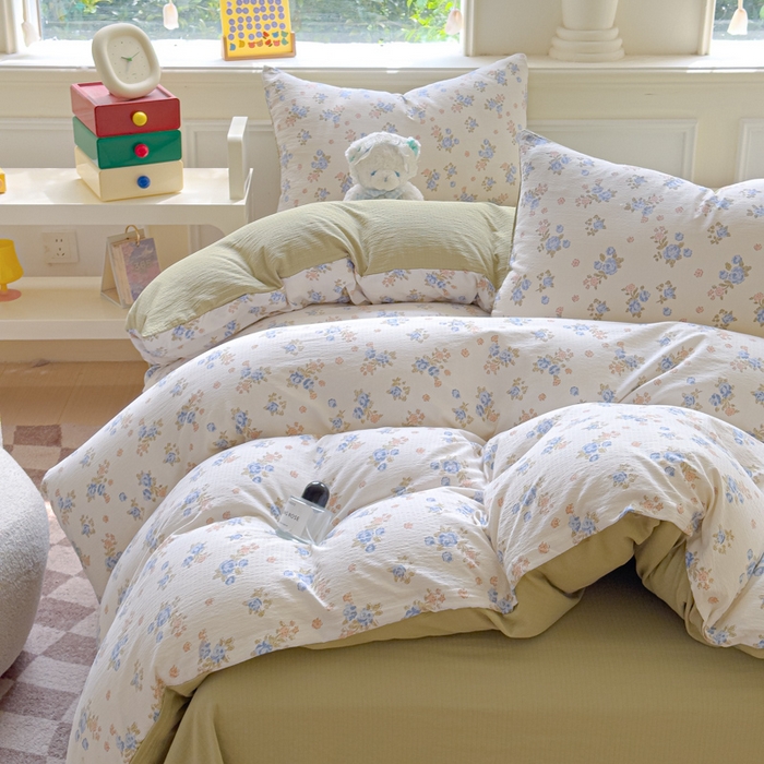 91家纺网 家纺一手货源 找家纺 蓝淋家纺 2025新款亲肤舒适皱皱棉印花四件套 望夏花艺-米