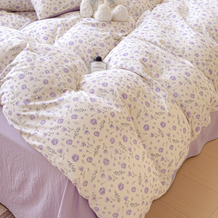 91家纺网 家纺一手货源 找家纺 蓝淋家纺 2025新款亲肤舒适皱皱棉印花四件套 惜花芷-紫