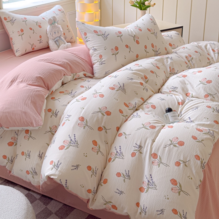 91家纺网 家纺一手货源 找家纺 蓝淋家纺 2025新款亲肤舒适皱皱棉印花四件套 寻花记