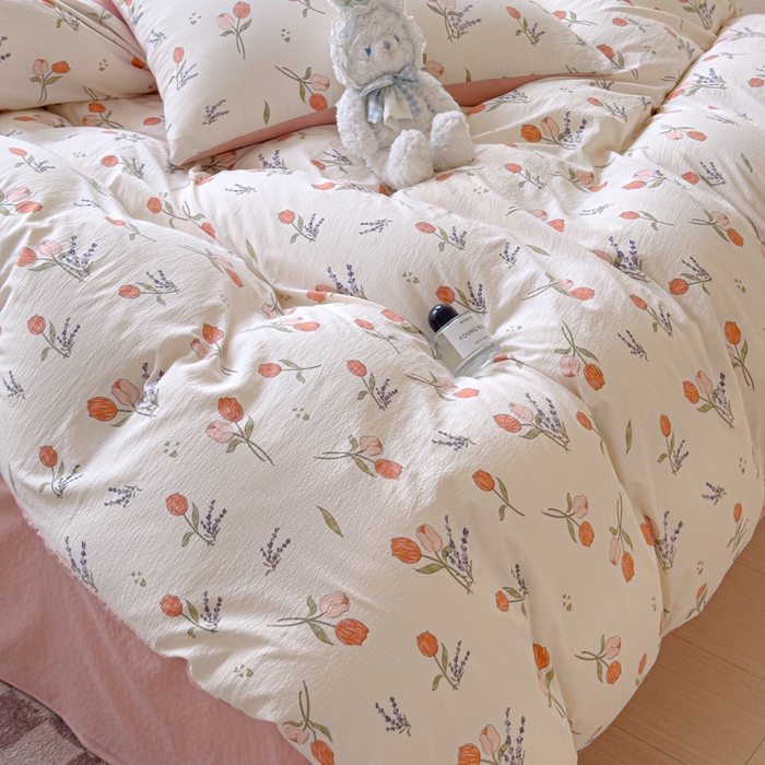 91家纺网 家纺一手货源 找家纺 蓝淋家纺 2025新款亲肤舒适皱皱棉印花四件套 寻花记