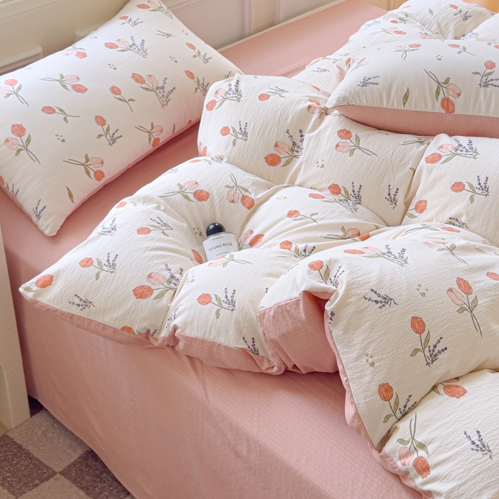 91家纺网 家纺一手货源 找家纺 蓝淋家纺 2025新款亲肤舒适皱皱棉印花四件套 寻花记