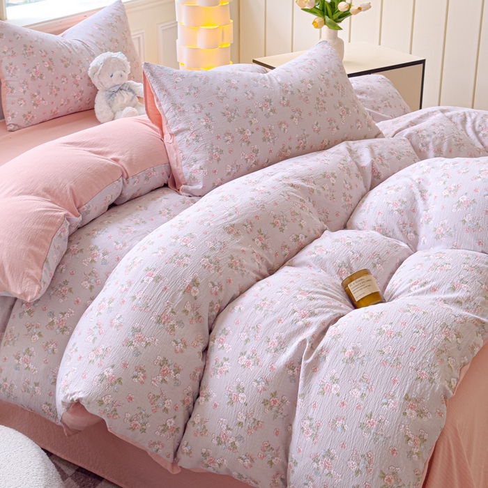 91家纺网 家纺一手货源 找家纺 蓝淋家纺 2025新款亲肤舒适皱皱棉印花四件套 茵曼-咖