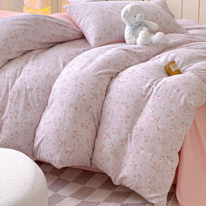 91家纺网 家纺一手货源 找家纺 蓝淋家纺 2025新款亲肤舒适皱皱棉印花四件套 茵曼-咖