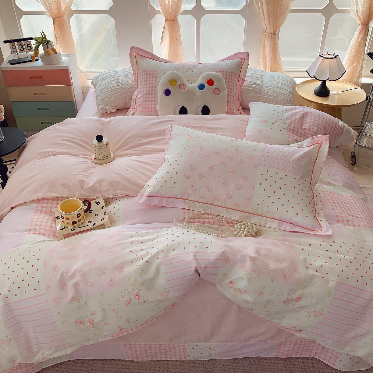 91家纺网 家纺一手货源 找家纺 莱豫家纺 2025新款亲肤舒适小清新印花纯棉四件套 幸福拼图粉