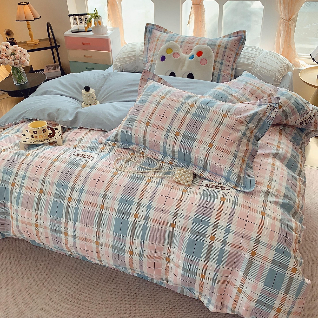 91家纺网 家纺一手货源 找家纺 莱豫家纺 2025新款亲肤舒适小清新印花纯棉四件套 休闲格