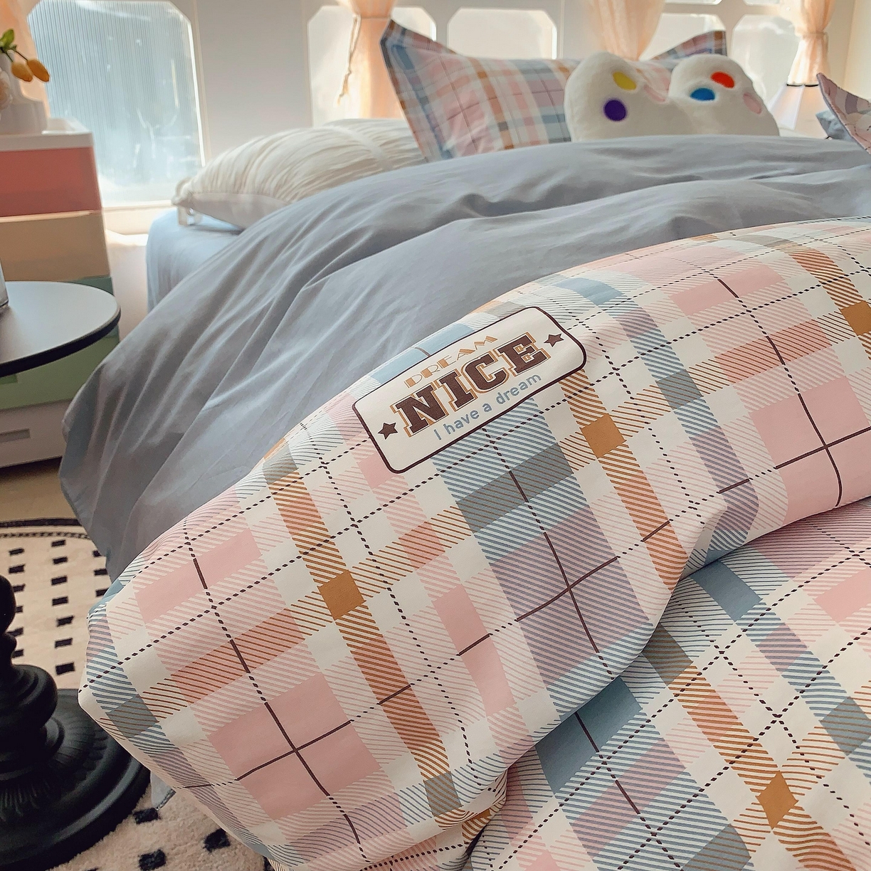 91家纺网 家纺一手货源 找家纺 莱豫家纺 2025新款亲肤舒适小清新印花纯棉四件套 休闲格