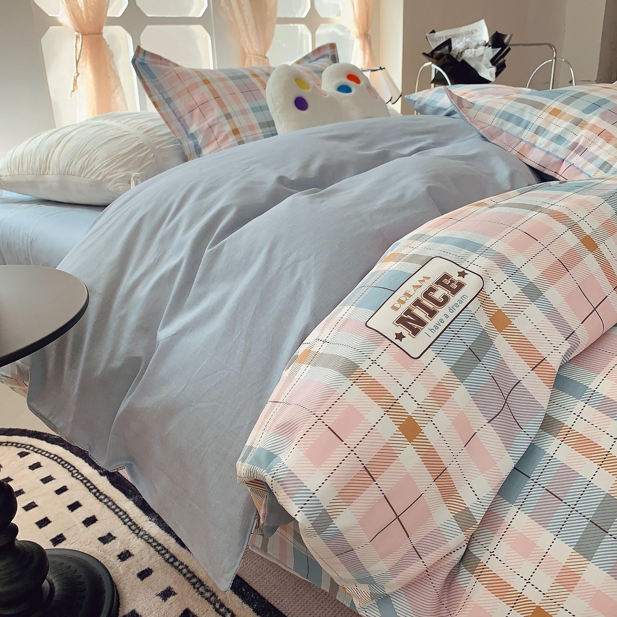 91家纺网 家纺一手货源 找家纺 莱豫家纺 2025新款亲肤舒适小清新印花纯棉四件套 休闲格