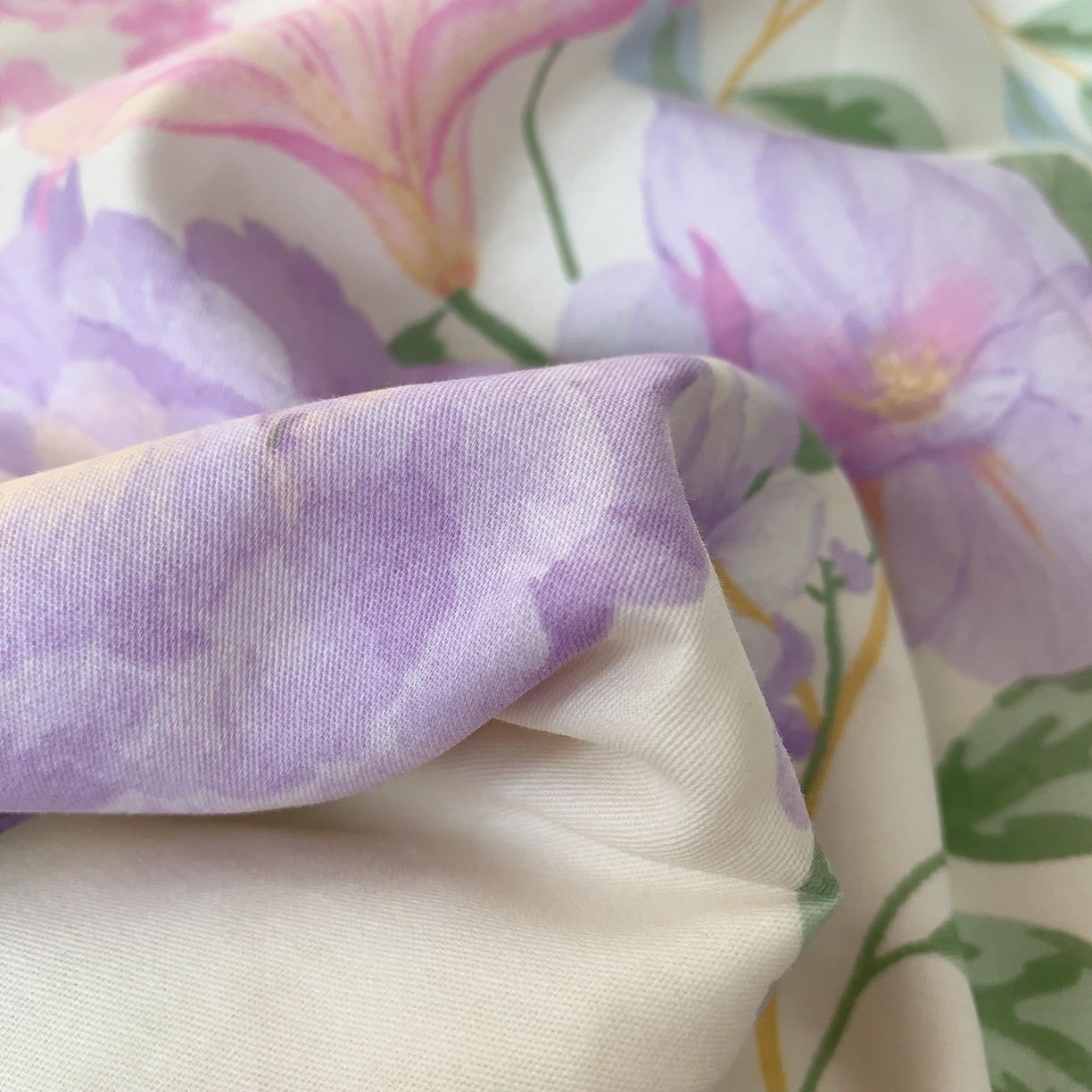 91家纺网 家纺一手货源 找家纺 莱豫家纺 2025新款亲肤舒适小清新印花纯棉四件套 紫薇