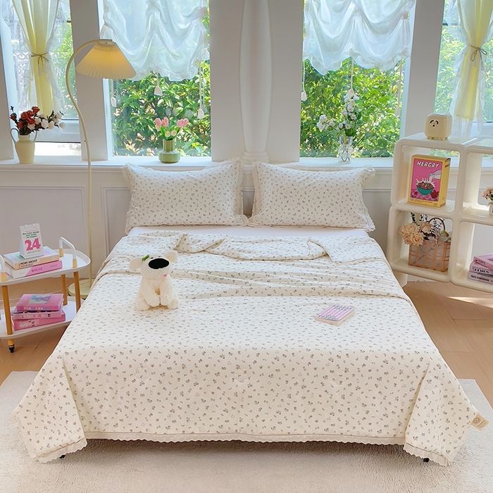 91家纺网 家纺一手货源 找家纺 （总）集布 2025新款100%全棉双层纱花边款夏被夏凉被