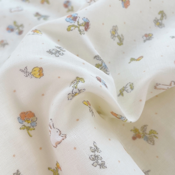 91家纺网 家纺一手货源 找家纺 集布 2025新款100%全棉双层纱花边款夏被夏凉被 奶油小兔