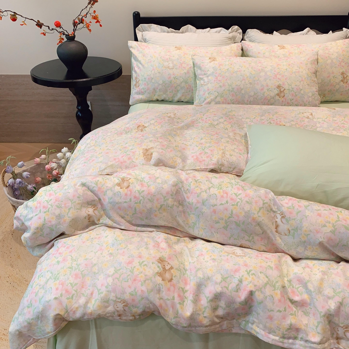 91家纺网 家纺一手货源 找家纺 莱豫家纺 2025新款亲肤舒适双层纱四件套 花园小兔