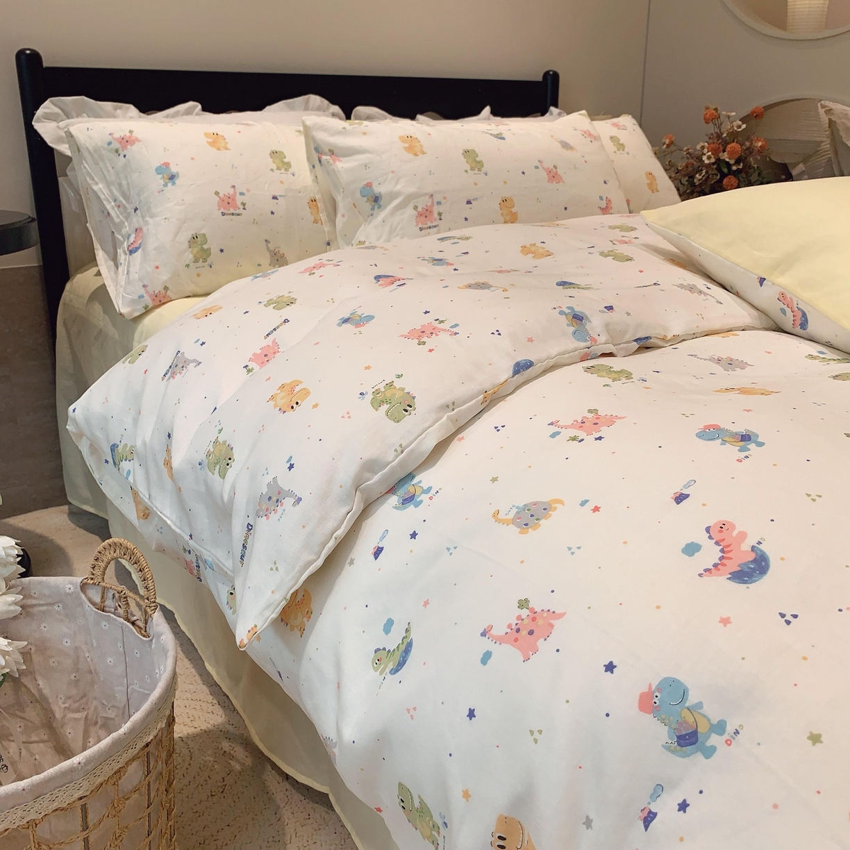 91家纺网 家纺一手货源 找家纺 莱豫家纺 2025新款亲肤舒适双层纱四件套 恐龙冒险