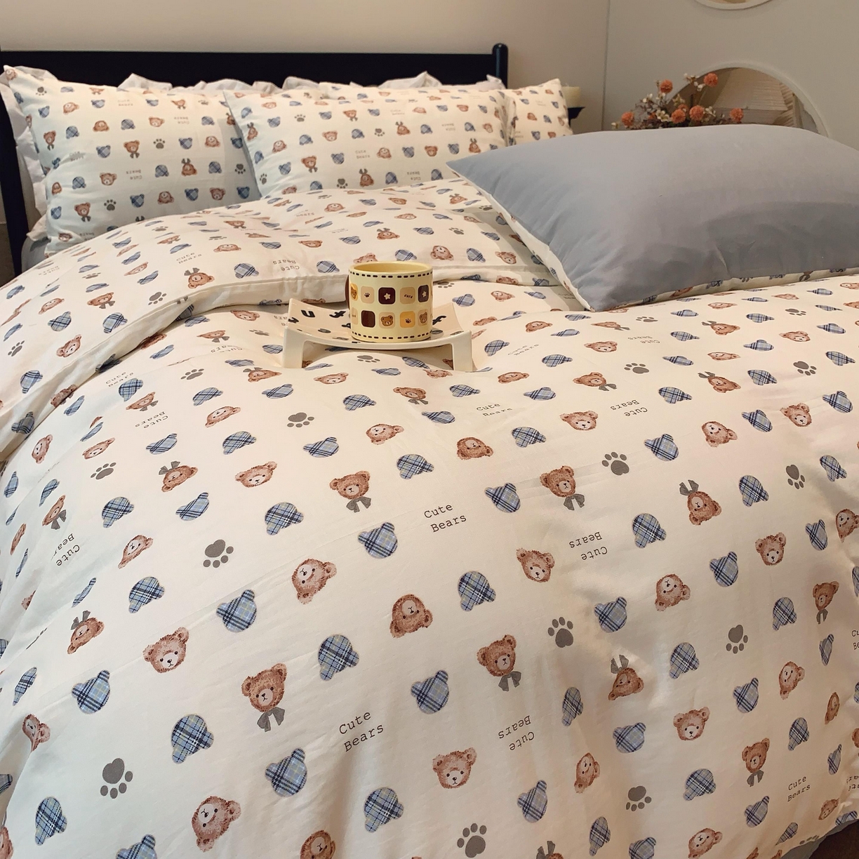 91家纺网 家纺一手货源 找家纺 莱豫家纺 2025新款亲肤舒适双层纱四件套 绅士熊