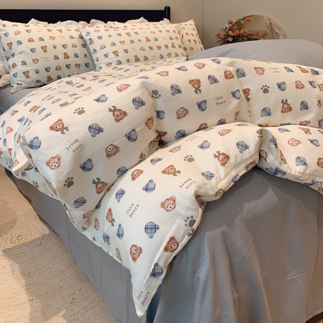 91家纺网 家纺一手货源 找家纺 莱豫家纺 2025新款亲肤舒适双层纱四件套 绅士熊