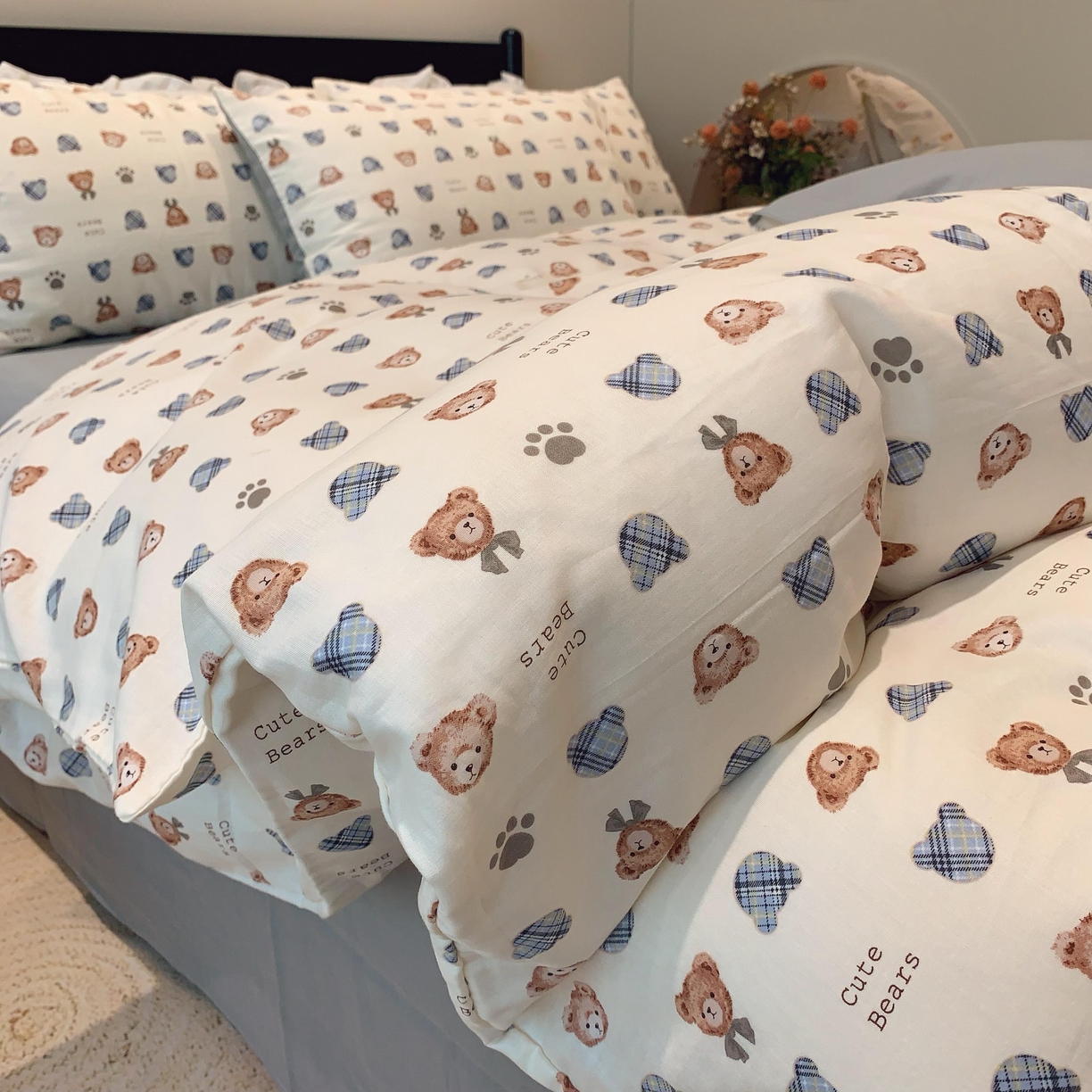 91家纺网 家纺一手货源 找家纺 莱豫家纺 2025新款亲肤舒适双层纱四件套 绅士熊