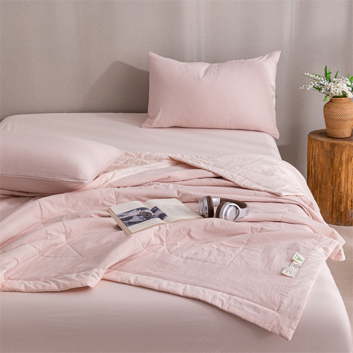 91家纺网 家纺一手货源 找家纺 天瑜家纺 2025新款色织全棉水洗棉棉花夏被 粉细条