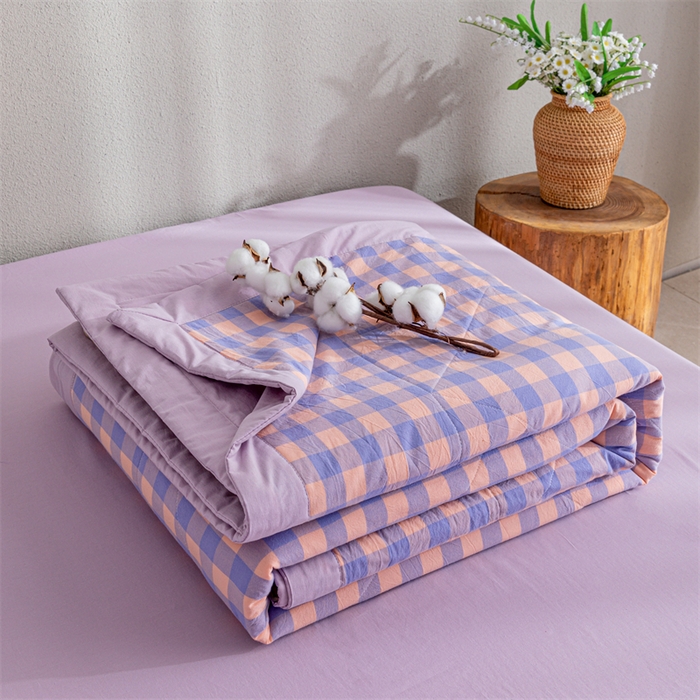 91家纺网 家纺一手货源 找家纺 天瑜家纺 2025新款色织全棉水洗棉棉花夏被 粉紫中格