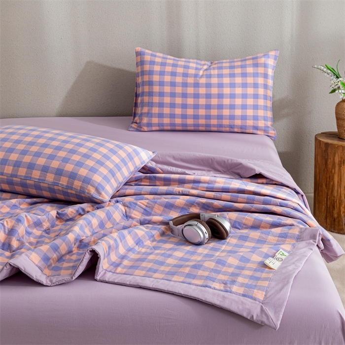 91家纺网 家纺一手货源 找家纺 天瑜家纺 2025新款色织全棉水洗棉棉花夏被 粉紫中格