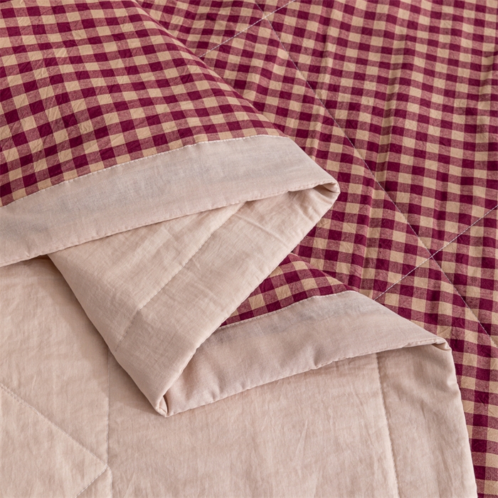 91家纺网 家纺一手货源 找家纺 天瑜家纺 2025新款色织全棉水洗棉棉花夏被 红咖小格