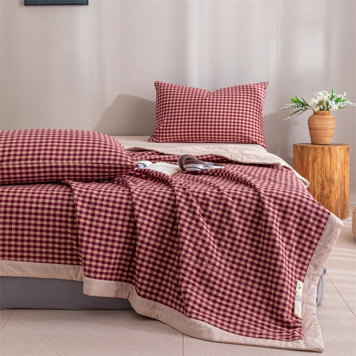 91家纺网 家纺一手货源 找家纺 天瑜家纺 2025新款色织全棉水洗棉棉花夏被 红咖小格