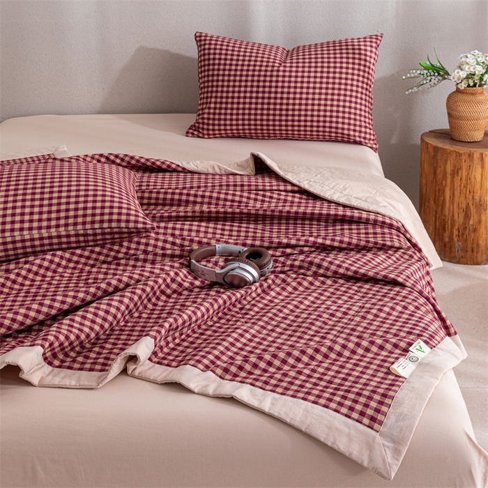 91家纺网 家纺一手货源 找家纺 天瑜家纺 2025新款色织全棉水洗棉棉花夏被 红咖小格