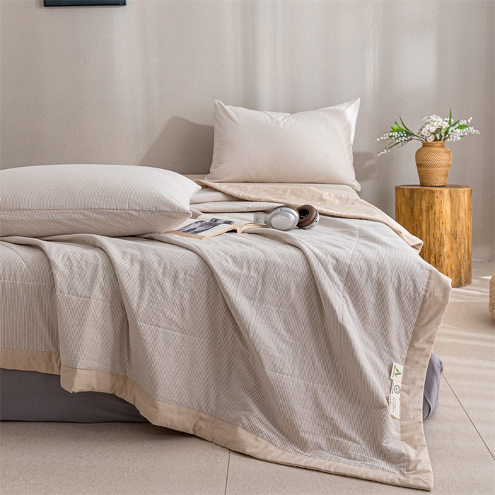 91家纺网 家纺一手货源 找家纺 天瑜家纺 2025新款色织全棉水洗棉棉花夏被 咖细条