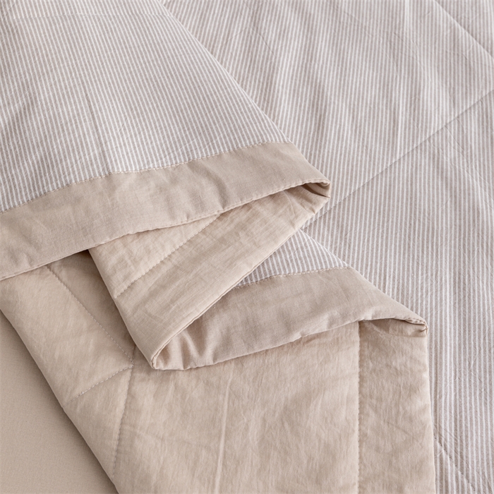 91家纺网 家纺一手货源 找家纺 天瑜家纺 2025新款色织全棉水洗棉棉花夏被 咖细条