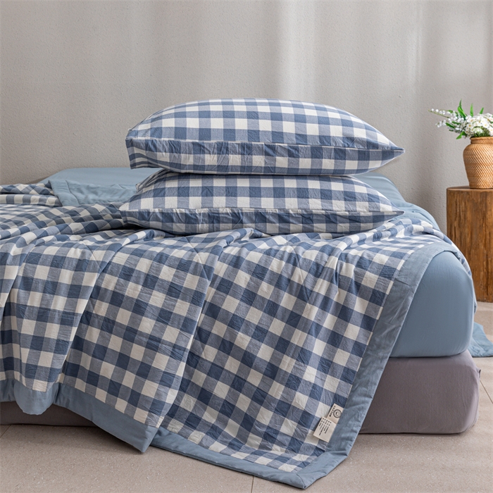 91家纺网 家纺一手货源 找家纺 天瑜家纺 2025新款色织全棉水洗棉棉花夏被 蓝中格