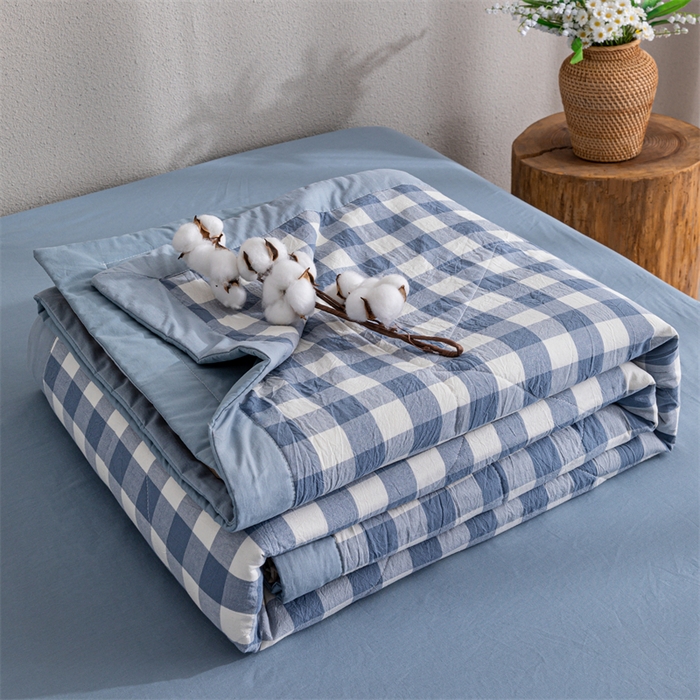 91家纺网 家纺一手货源 找家纺 天瑜家纺 2025新款色织全棉水洗棉棉花夏被 蓝中格