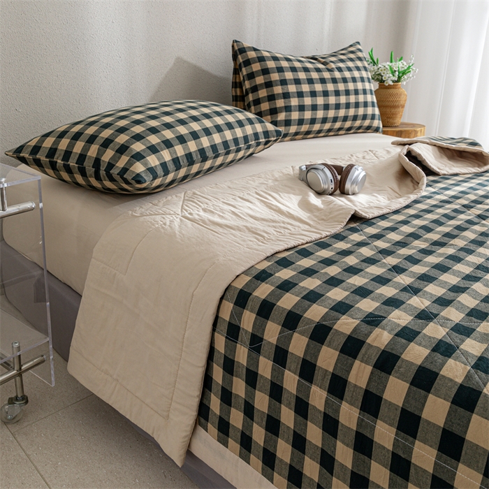 91家纺网 家纺一手货源 找家纺 天瑜家纺 2025新款色织全棉水洗棉棉花夏被 绿咖中格