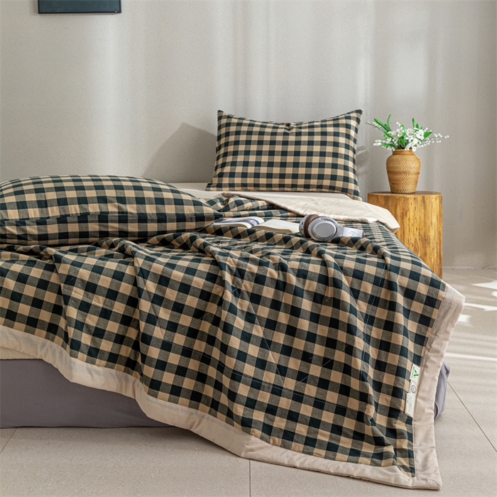 91家纺网 家纺一手货源 找家纺 天瑜家纺 2025新款色织全棉水洗棉棉花夏被 绿咖中格