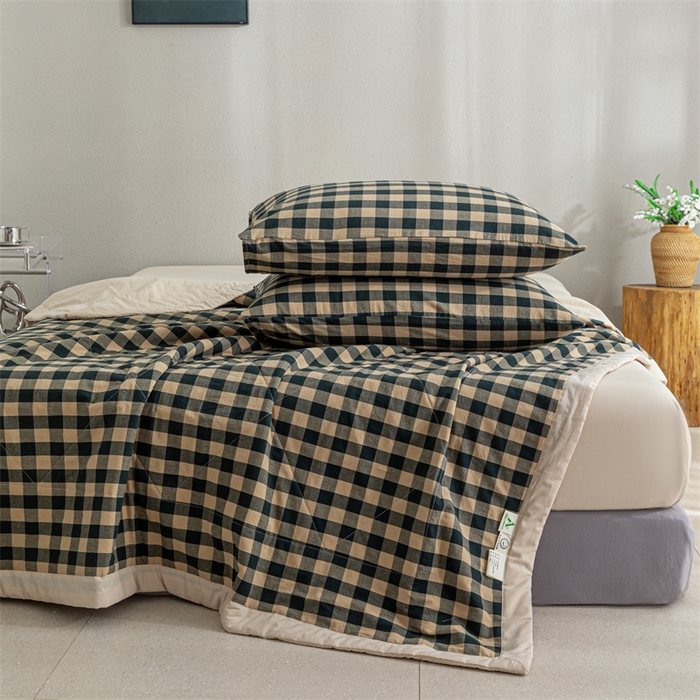 91家纺网 家纺一手货源 找家纺 天瑜家纺 2025新款色织全棉水洗棉棉花夏被 绿咖中格