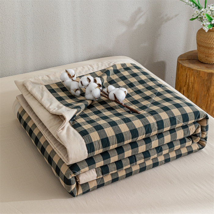 91家纺网 家纺一手货源 找家纺 天瑜家纺 2025新款色织全棉水洗棉棉花夏被 绿咖中格