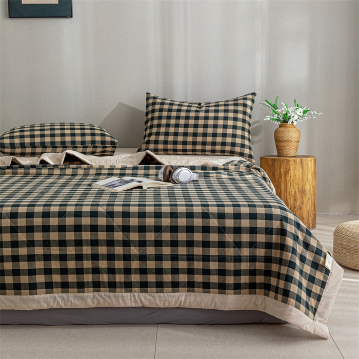 91家纺网 家纺一手货源 找家纺 天瑜家纺 2025新款色织全棉水洗棉棉花夏被 绿咖中格