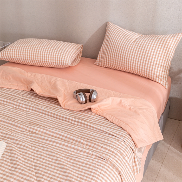 91家纺网 家纺一手货源 找家纺 天瑜家纺 2025新款色织全棉水洗棉棉花夏被 粉小格