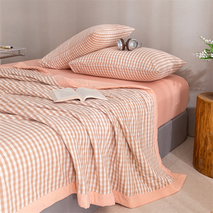 91家纺网 家纺一手货源 找家纺 天瑜家纺 2025新款色织全棉水洗棉棉花夏被 粉小格