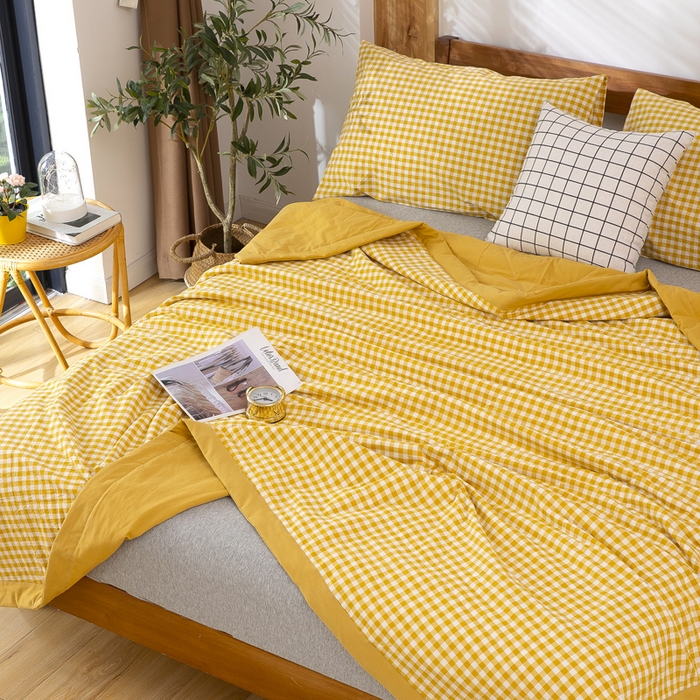 91家纺网 家纺一手货源 找家纺 天瑜家纺 2025新款色织全棉水洗棉棉花夏被 姜黄小格