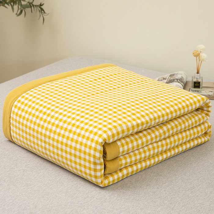 91家纺网 家纺一手货源 找家纺 天瑜家纺 2025新款色织全棉水洗棉棉花夏被 姜黄小格
