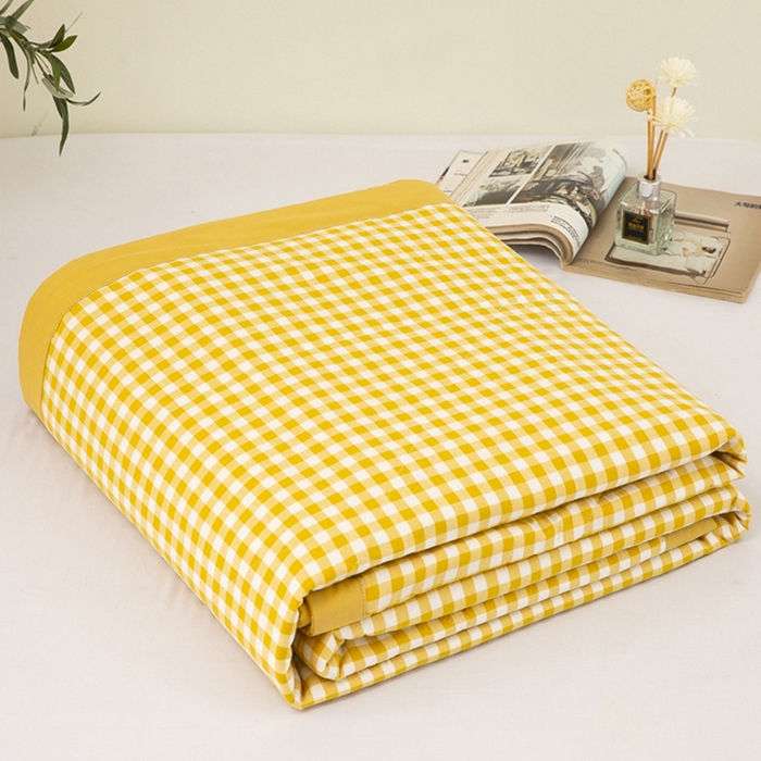 91家纺网 家纺一手货源 找家纺 天瑜家纺 2025新款色织全棉水洗棉棉花夏被 姜黄小格