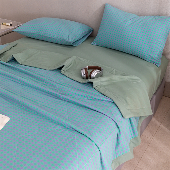 91家纺网 家纺一手货源 找家纺 天瑜家纺 2025新款色织全棉水洗棉棉花夏被 绿紫小格