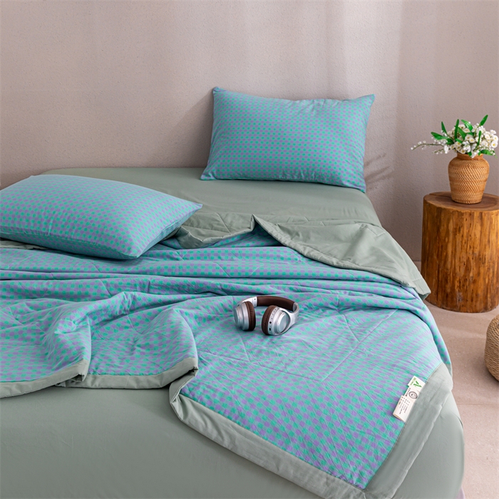91家纺网 家纺一手货源 找家纺 天瑜家纺 2025新款色织全棉水洗棉棉花夏被 绿紫小格