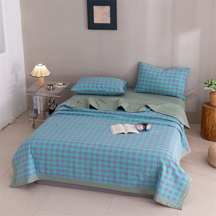 91家纺网 家纺一手货源 找家纺 天瑜家纺 2025新款色织全棉水洗棉棉花夏被 绿紫中格