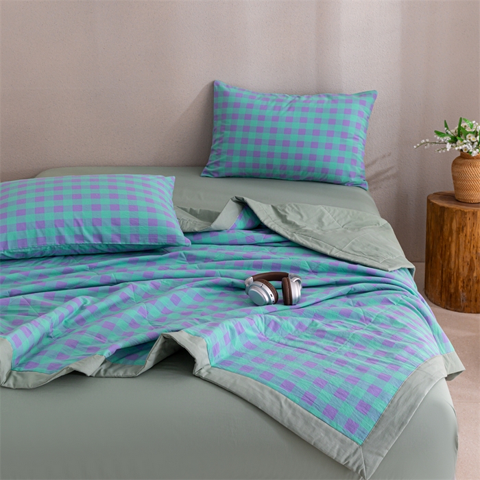 91家纺网 家纺一手货源 找家纺 天瑜家纺 2025新款色织全棉水洗棉棉花夏被 绿紫中格