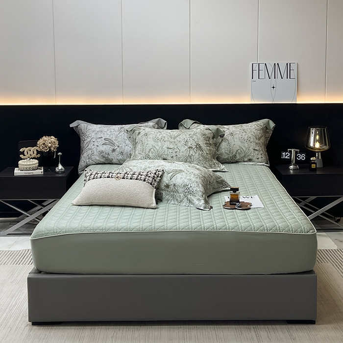 91家纺网 家纺一手货源 找家纺  2025新品A类天丝棉夹棉床盖床笠四件套全棉真丝保护罩高级感数码印花床上用品 丽芙-绿