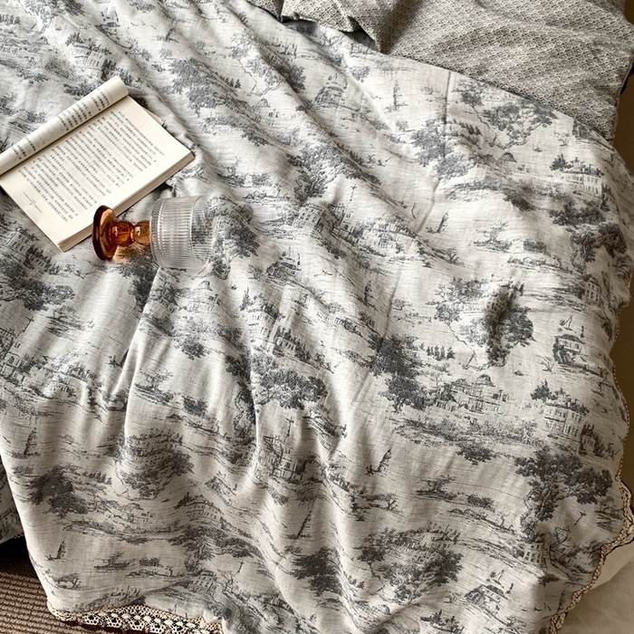 91家纺网 家纺一手货源 找家纺 凡客2025新款棉麻色织提花双层纱蚕丝棉夏被（镂空花边款） 忆江南-深色