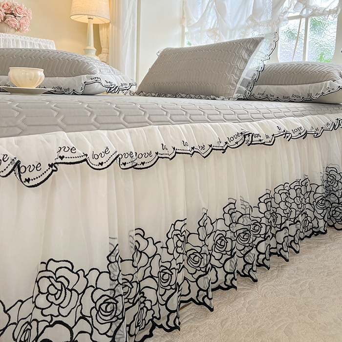 91家纺网 家纺一手货源 找家纺 2025新款凉感丝乳胶凉席床裙款夏被四件套-爱恋 灰