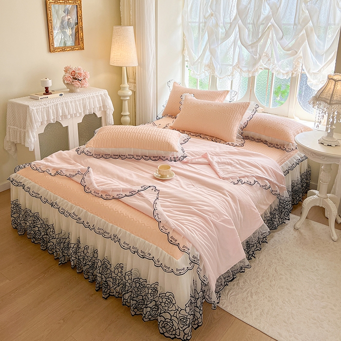 91家纺网 家纺一手货源 找家纺 2025新款凉感丝乳胶凉席床裙款夏被四件套-爱恋 玉