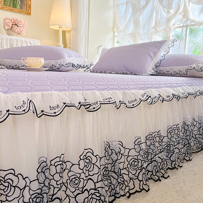 91家纺网 家纺一手货源 找家纺 2025新款凉感丝乳胶凉席床裙款夏被四件套-爱恋 紫